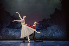 Sylph in Scotch Symphony with Jonathan Chmelensky